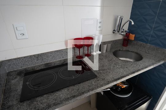 Cozinha  de apartamento à venda com 1 quarto, 20m² em Botafogo, Rio de Janeiro