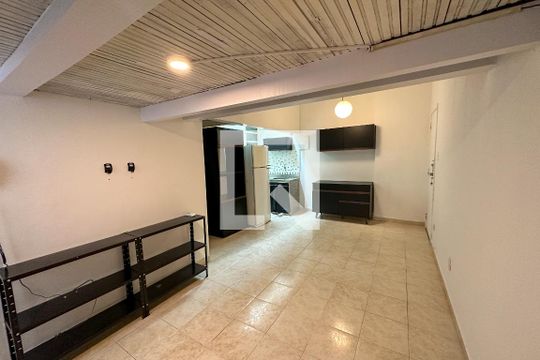 Sala  de apartamento para alugar com 1 quarto, 40m² em Copacabana, Rio de Janeiro