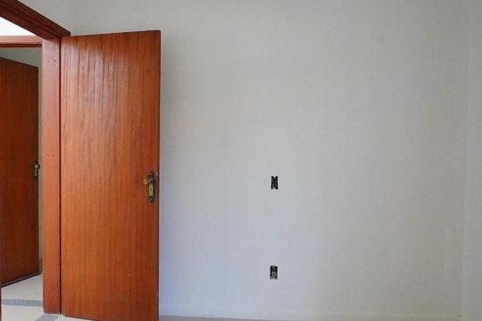 Quarto 1 de casa à venda com 6 quartos, 500m² em Três Figueiras, Porto Alegre