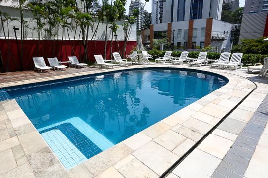 Área comum - Piscina de apartamento para alugar com 1 quarto, 45m² em Vila Andrade, São Paulo