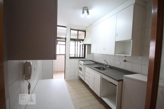 Cozinha de apartamento à venda com 3 quartos, 110m² em Vila Gumercindo, São Paulo