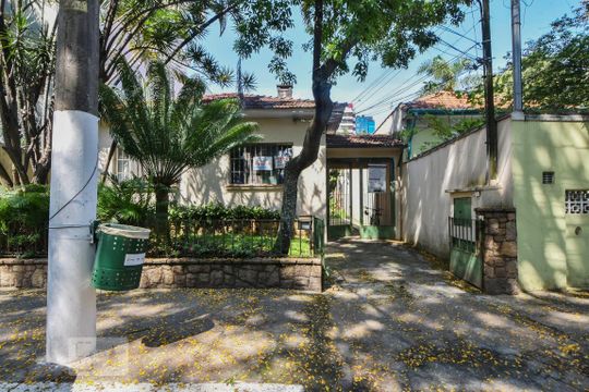 Casa de casa à venda com 4 quartos, 500m² em Vila Cordeiro, São Paulo