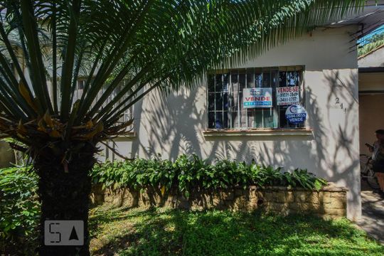 Quintal de casa à venda com 4 quartos, 500m² em Vila Cordeiro, São Paulo