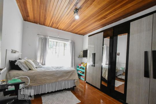 Quarto 01 de casa à venda com 4 quartos, 500m² em Vila Cordeiro, São Paulo