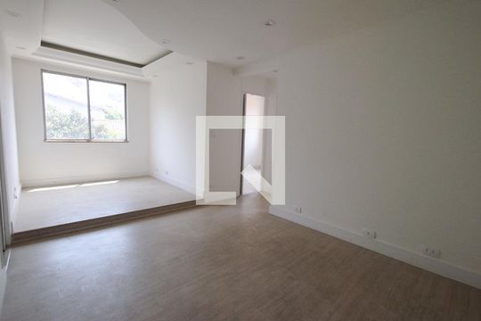 Apartamento à venda com 2 quartos, 56m² em Vila Monumento, São Paulo