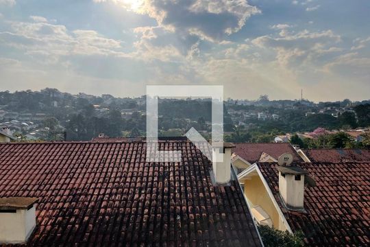 Vista do Quarto 2 de casa de condomínio para alugar com 3 quartos, 180m² em Jardim Barbacena, Cotia