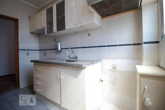 Cozinha de apartamento para alugar com 2 quartos, 70m² em Vila Itapura, Campinas
