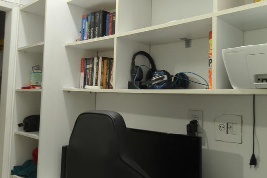 Corredor de apartamento à venda com 1 quarto, 45m² em Santana, Porto Alegre