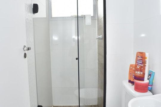Banheiro de apartamento à venda com 2 quartos, 45m² em Pechincha, Rio de Janeiro