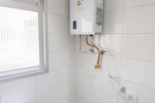 Area de Serviço de apartamento para alugar com 3 quartos, 88m² em Boa Vista, Curitiba