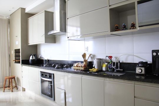 Cozinha de apartamento para alugar com 3 quartos, 106m² em Jardim Atlântico, Goiânia