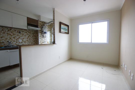 Apartamento à venda com 2 quartos, 47m² em Vila Carmosina, São Paulo