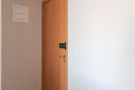 Porta de Entrada de apartamento para alugar com 2 quartos, 44m² em Fundação da Casa Popular, Campinas
