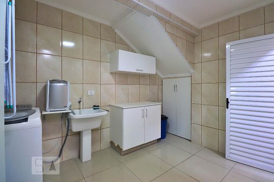 Área de Serviço de casa à venda com 3 quartos, 278m² em Vila Floresta, Santo André