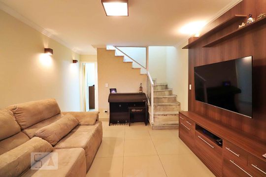 Sala de casa à venda com 3 quartos, 278m² em Vila Floresta, Santo André