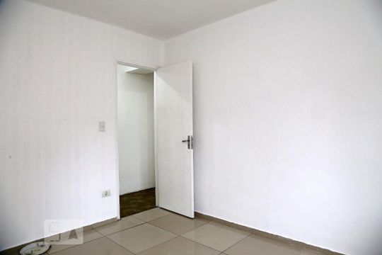 Quarto 1 de apartamento para alugar com 2 quartos, 67m² em Jardim Monte Alegre, Taboão da Serra