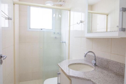 Banheiro da Suíte de apartamento à venda com 3 quartos, 79m² em Anhangabaú, Jundiaí