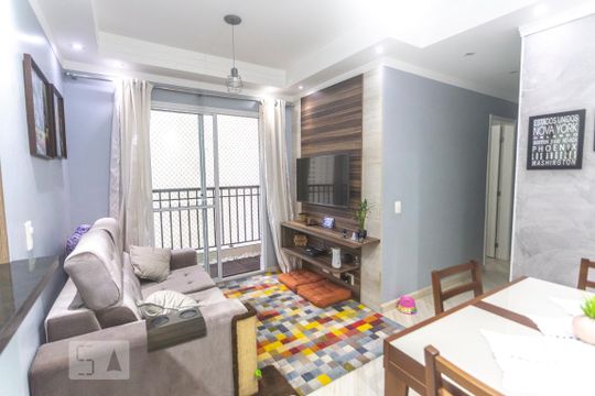 Sala de estar de apartamento para alugar com 2 quartos, 53m² em Nova Petrópolis, São Bernardo do Campo