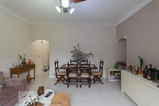 Sala de apartamento à venda com 2 quartos, 90m² em Praça da Bandeira, Rio de Janeiro