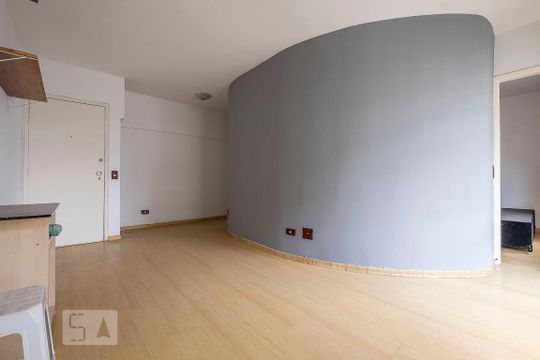 Sala de apartamento para alugar com 1 quarto, 50m² em Pinheiros, São Paulo
