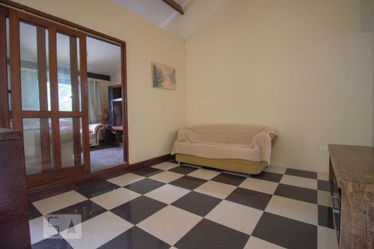 Sala de Estar de casa de condomínio à venda com 4 quartos, 700m² em Ivoturucaia, Jundiaí