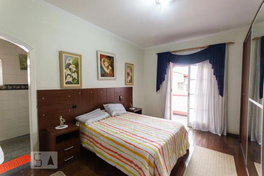 Suíte de casa à venda com 3 quartos, 480m² em Nova Petrópolis, São Bernardo do Campo