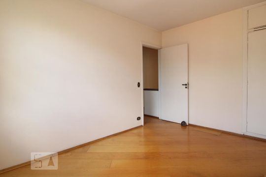 Quarto 1 de casa à venda com 3 quartos, 150m² em Brooklin, São Paulo