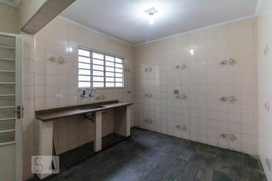 Cozinha de casa para alugar com 3 quartos, 120m² em Ipiranga, São Paulo