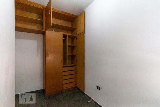 Quarto 1 de casa para alugar com 3 quartos, 120m² em Ipiranga, São Paulo