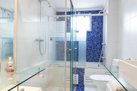 Banheiro da Suíte de apartamento para alugar com 3 quartos, 104m² em Vila Gomes Cardim, São Paulo