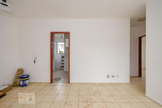 Sala de apartamento à venda com 3 quartos, 70m² em Monsenhor Messias, Belo Horizonte