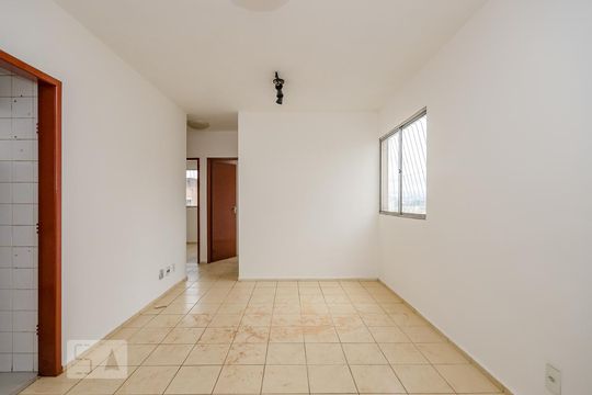 Sala de apartamento à venda com 3 quartos, 70m² em Monsenhor Messias, Belo Horizonte