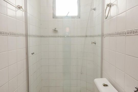 Banheiro Social de apartamento à venda com 3 quartos, 70m² em Monsenhor Messias, Belo Horizonte