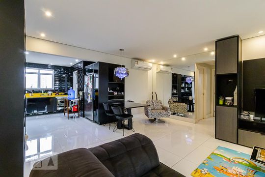 Sala de apartamento à venda com 3 quartos, 130m² em Vila da Saúde, São Paulo