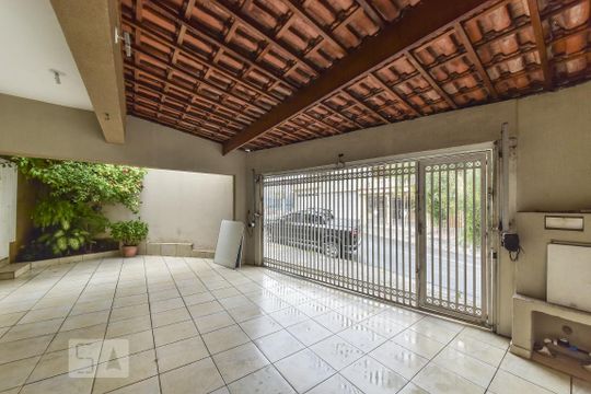 Garagem de casa à venda com 5 quartos, 220m² em Demarchi, São Bernardo do Campo