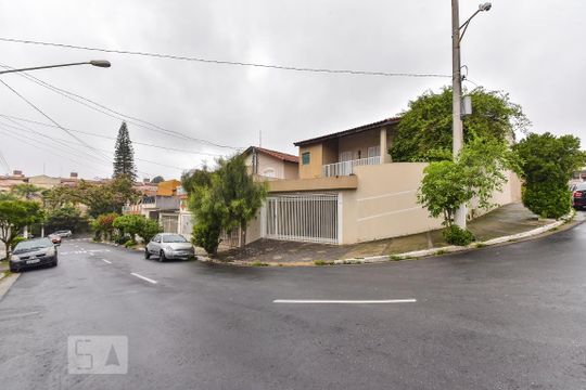 Fachada de casa à venda com 5 quartos, 220m² em Demarchi, São Bernardo do Campo
