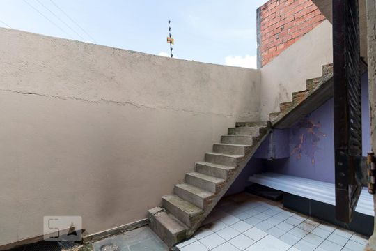 Vista quarto 3 suíte de casa à venda com 3 quartos, 254m² em Jardim Santa Cecília, Guarulhos