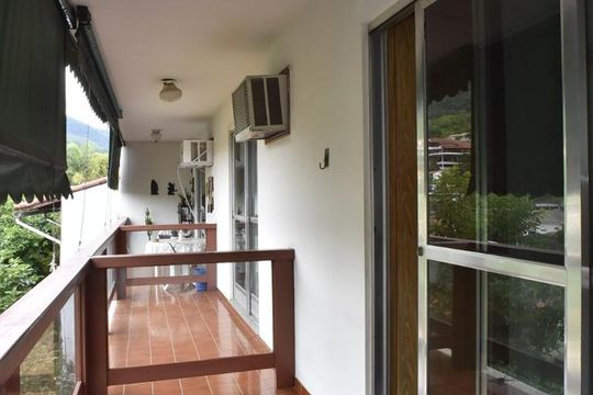Varanda do Quarto 1,2 e Suíte 1 de casa de condomínio para alugar com 4 quartos, 450m² em Anil, Rio de Janeiro