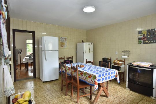 Cozinha de casa de condomínio à venda com 4 quartos, 450m² em Anil, Rio de Janeiro