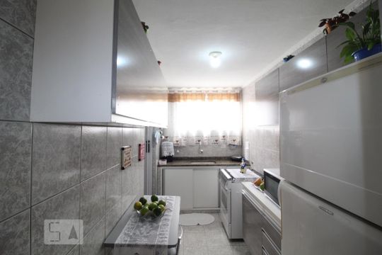 Cozinha de apartamento à venda com 2 quartos, 55m² em São José, São Caetano do Sul