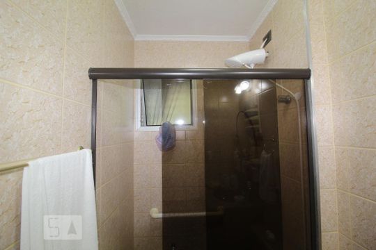 Banheiro social de apartamento à venda com 2 quartos, 55m² em São José, São Caetano do Sul