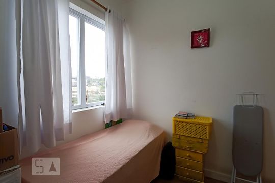 Quarto de kitnet/studio para alugar com 2 quartos, 58m² em Tamboré, Santana de Parnaíba
