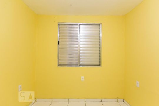 Quarto 2 de apartamento para alugar com 2 quartos, 52m² em Conjunto Residencial José Bonifácio, São Paulo