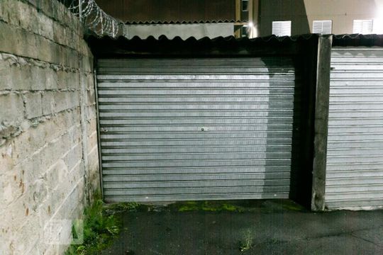 Garagem de apartamento para alugar com 2 quartos, 52m² em Conjunto Residencial José Bonifácio, São Paulo