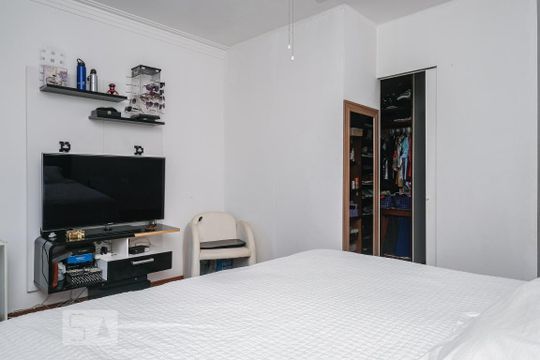Suíte de casa à venda com 4 quartos, 300m² em Tucuruvi, São Paulo