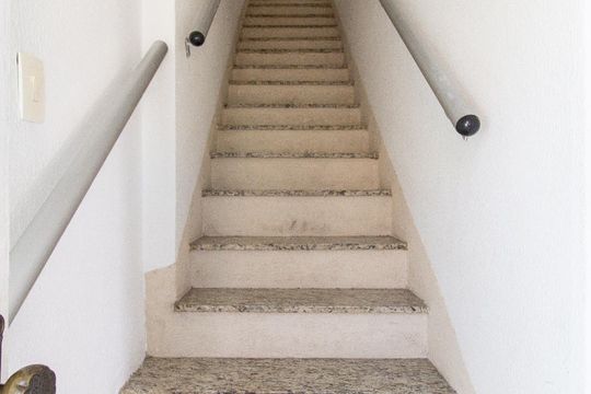 Escada de Acesso - Segundo Pavimento de casa à venda com 4 quartos, 151m² em Olaria, Rio de Janeiro