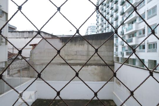 Quarto 1 Vista de apartamento para alugar com 2 quartos, 70m² em Tijuca, Rio de Janeiro