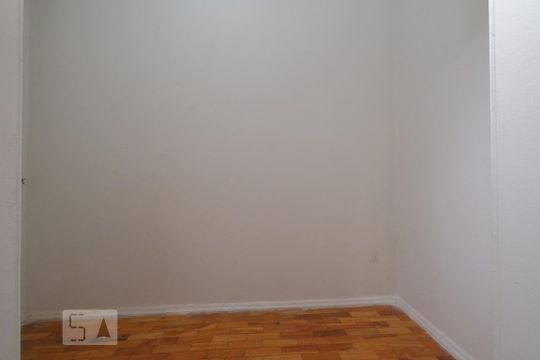 Quarto de Serviço de apartamento para alugar com 2 quartos, 70m² em Tijuca, Rio de Janeiro