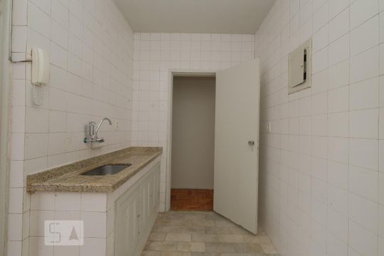 Cozinha de apartamento para alugar com 2 quartos, 70m² em Tijuca, Rio de Janeiro