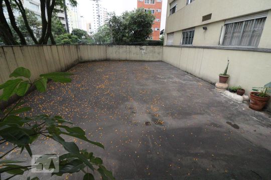 Área comum de apartamento à venda com 3 quartos, 180m² em Aclimação, São Paulo